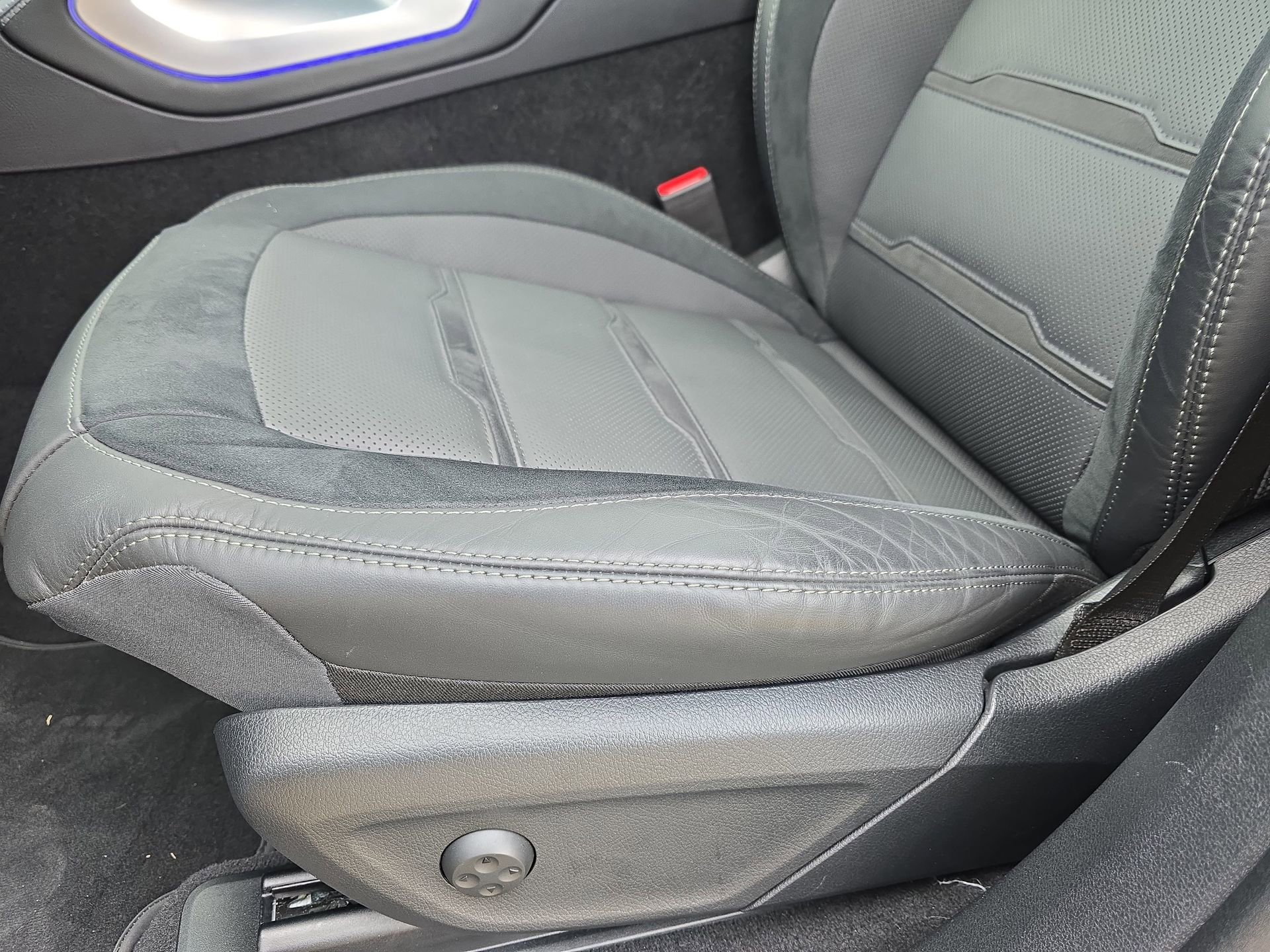 Certified 2024 Mercedes-Benz GLE 53 AMG 4MATIC Coupe image 28