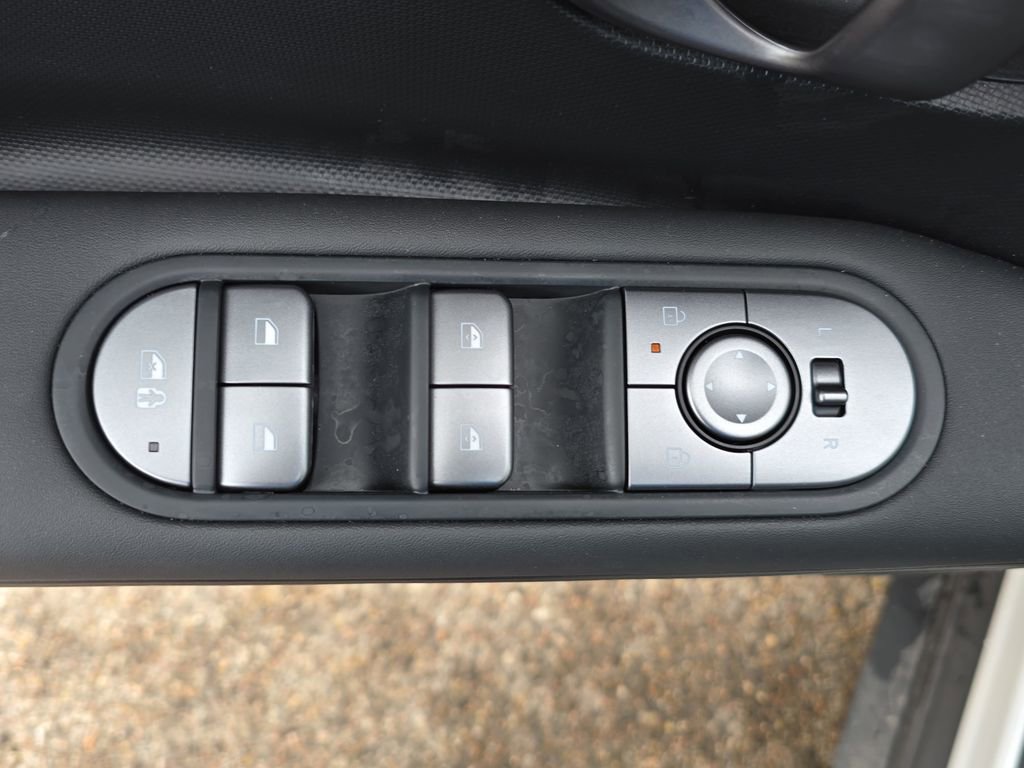 New 2026 Hyundai Ioniq 5 SEL image 27