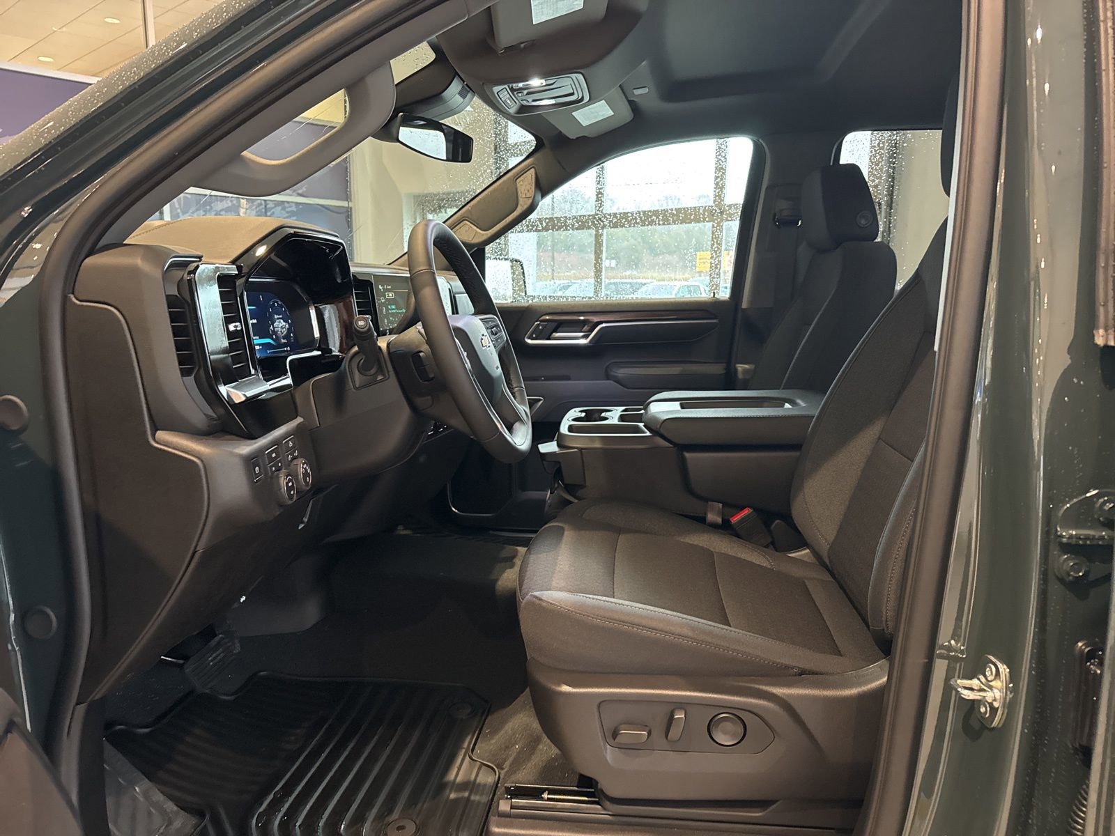 New 2026 Chevrolet Silverado 1500 LT w/ LPO, Dark Essentials Package image 17