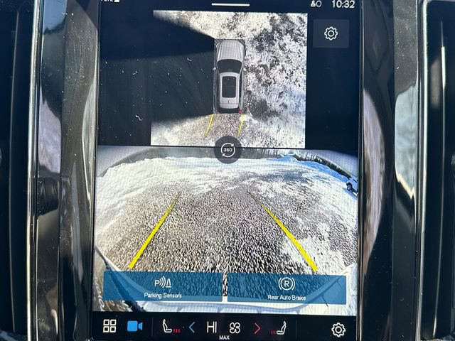 Used 2025 Volvo XC60 T8 Plus w/ Protection Package Premier image 33