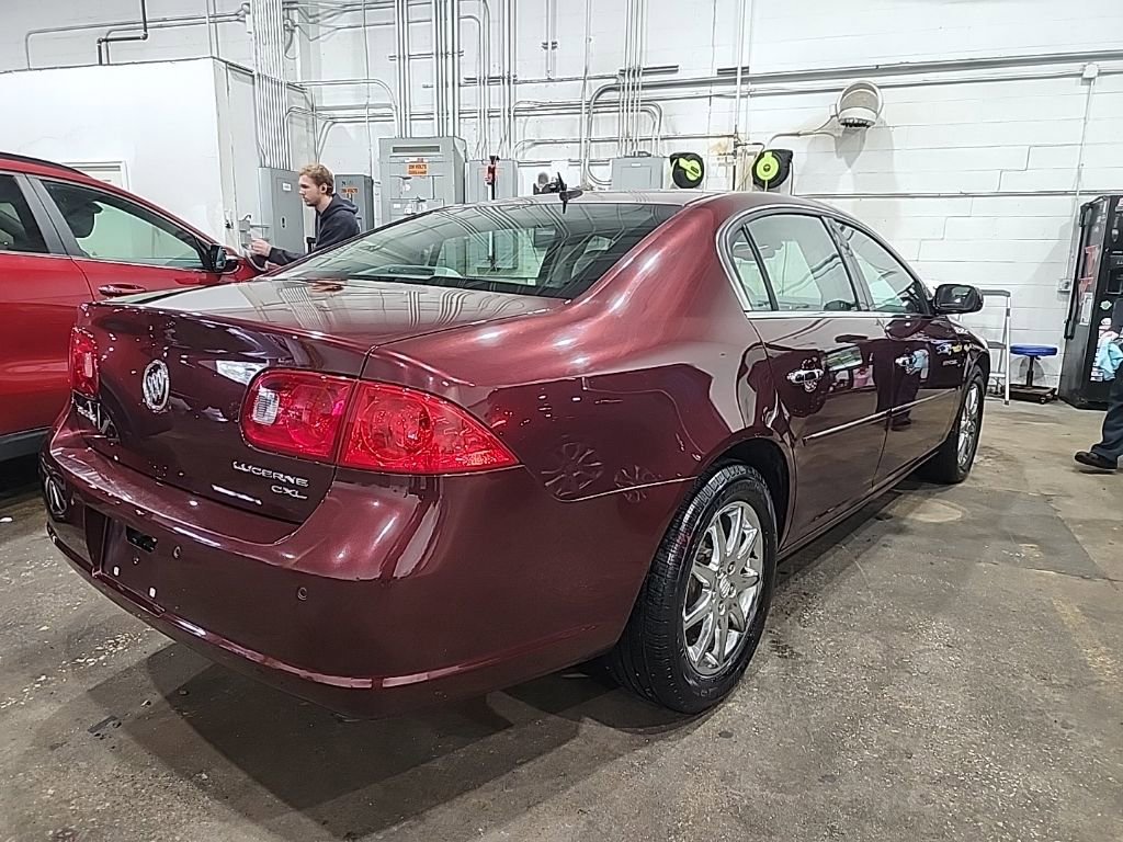 Used 2007 Buick Lucerne CXL w/ Luxury Package FWD image 6