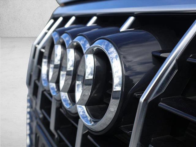 Used 2023 Audi Q3 2.0T Premium Plus w/ Premium Plus Package AWD/4WD image 30