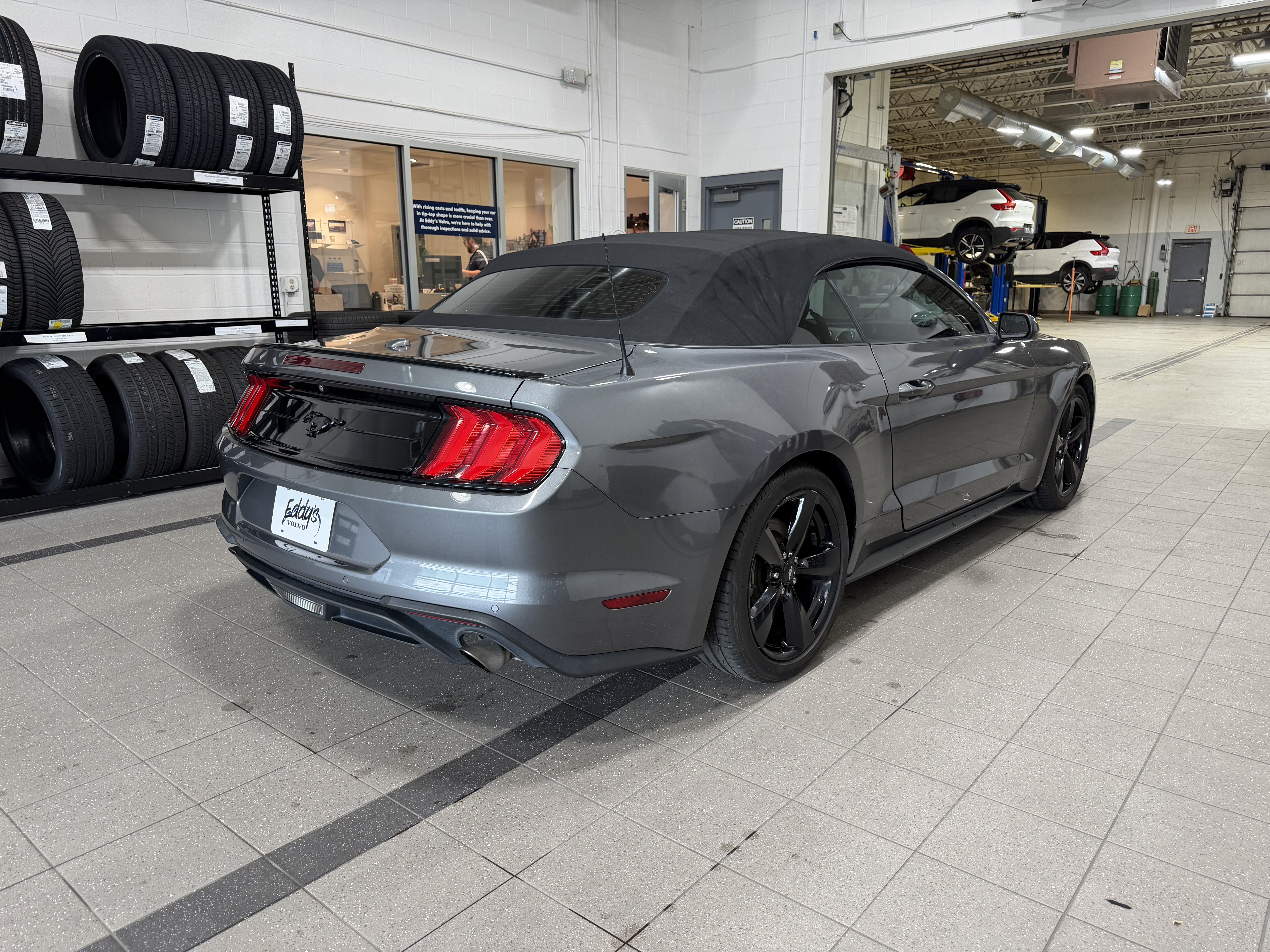 Used 2022 Ford Mustang Premium w/ Black Accent Package RWD image 10