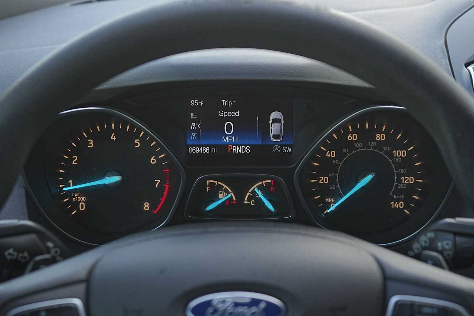 Used 2017 Ford Escape SE FWD image 23