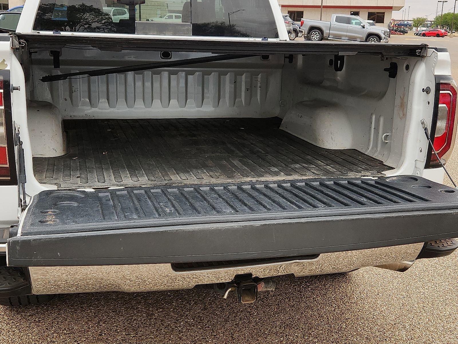 Used 2016 GMC Sierra 1500 SLT w/ Texas SLT Premium Package AWD/4WD image 11