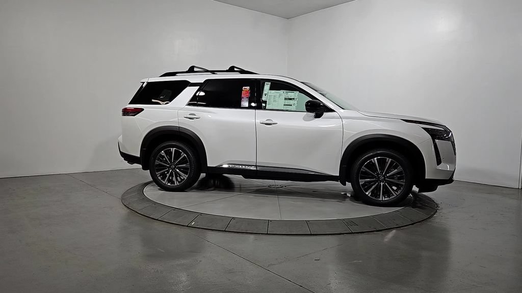 New 2026 Nissan Pathfinder Platinum AWD/4WD image 6