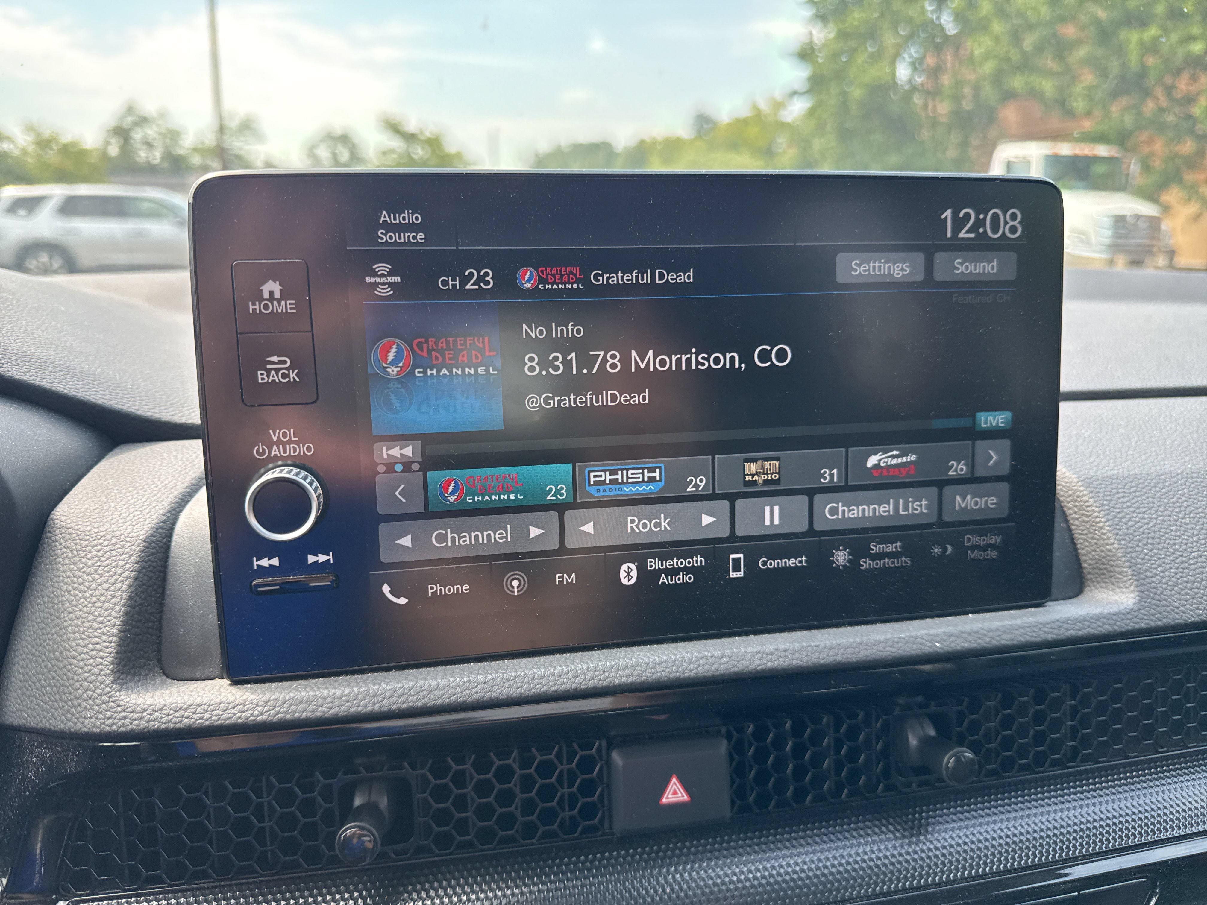 Used 2024 Honda CR-V EX-L image 3