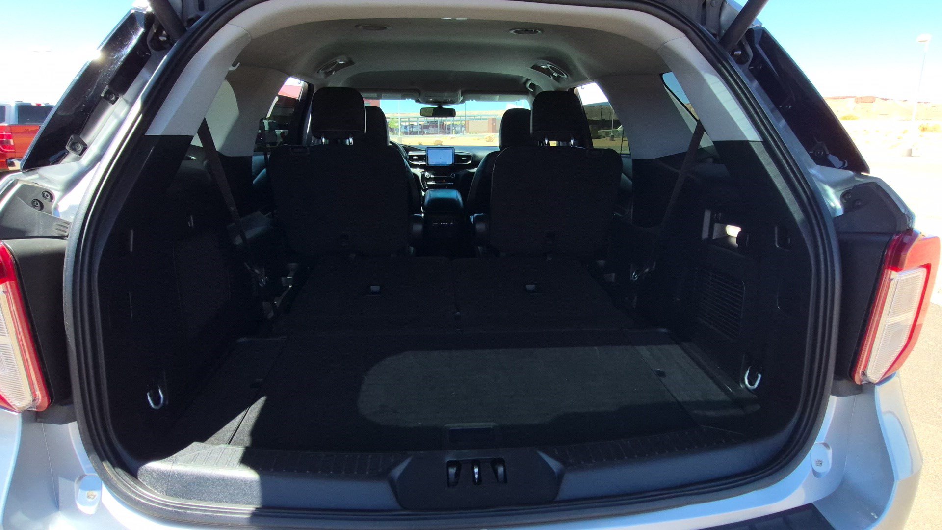 Used 2023 Ford Explorer Limited RWD image 30