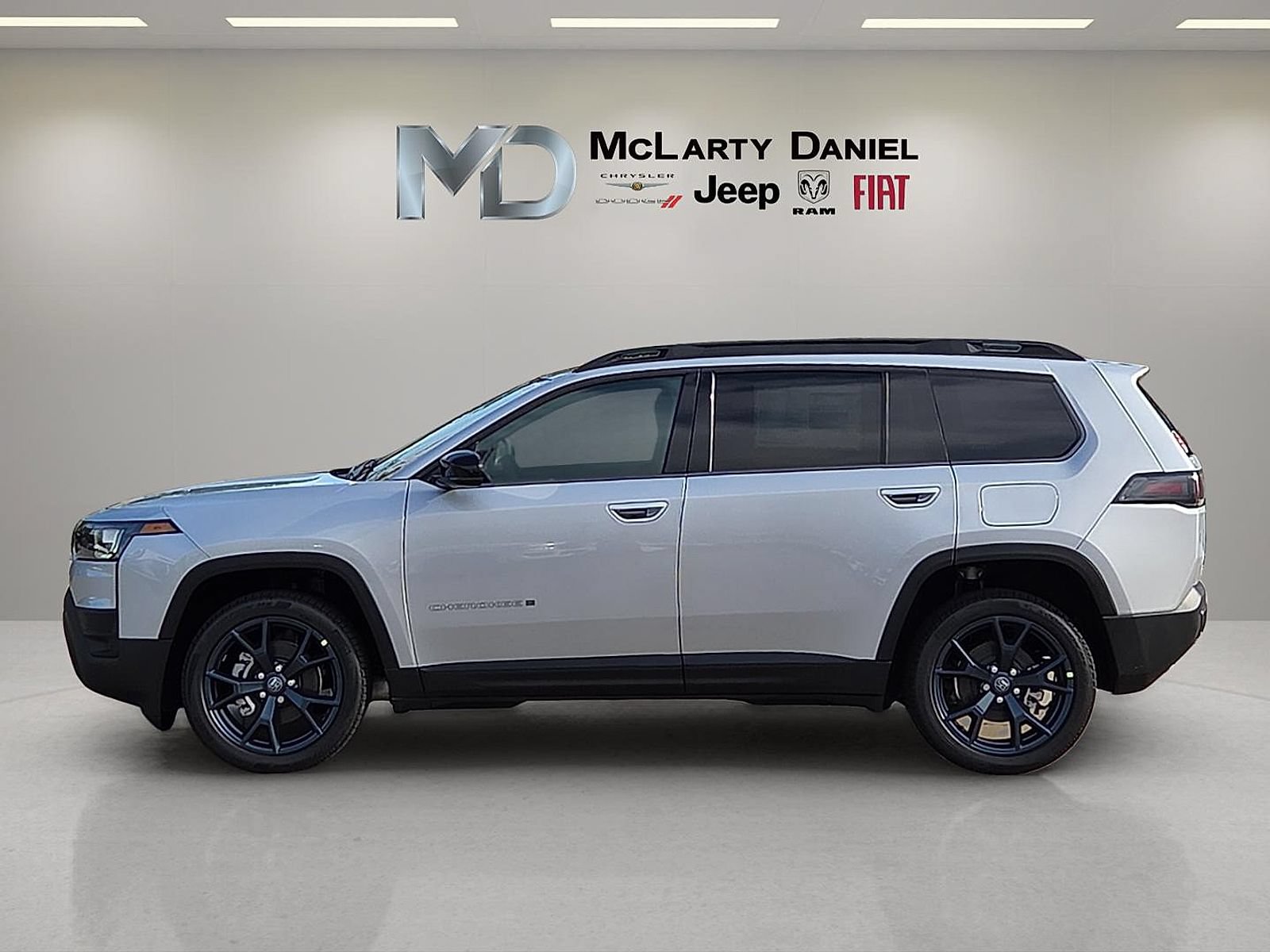 New 2026 Jeep Cherokee Limited AWD/4WD image 3