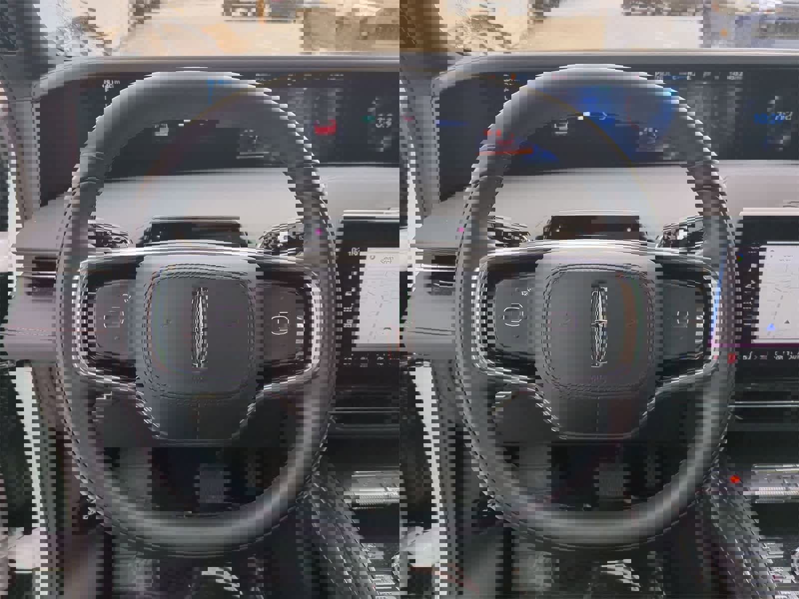 Used 2025 Lincoln Nautilus Reserve w/ Jet Appearance Package image 23