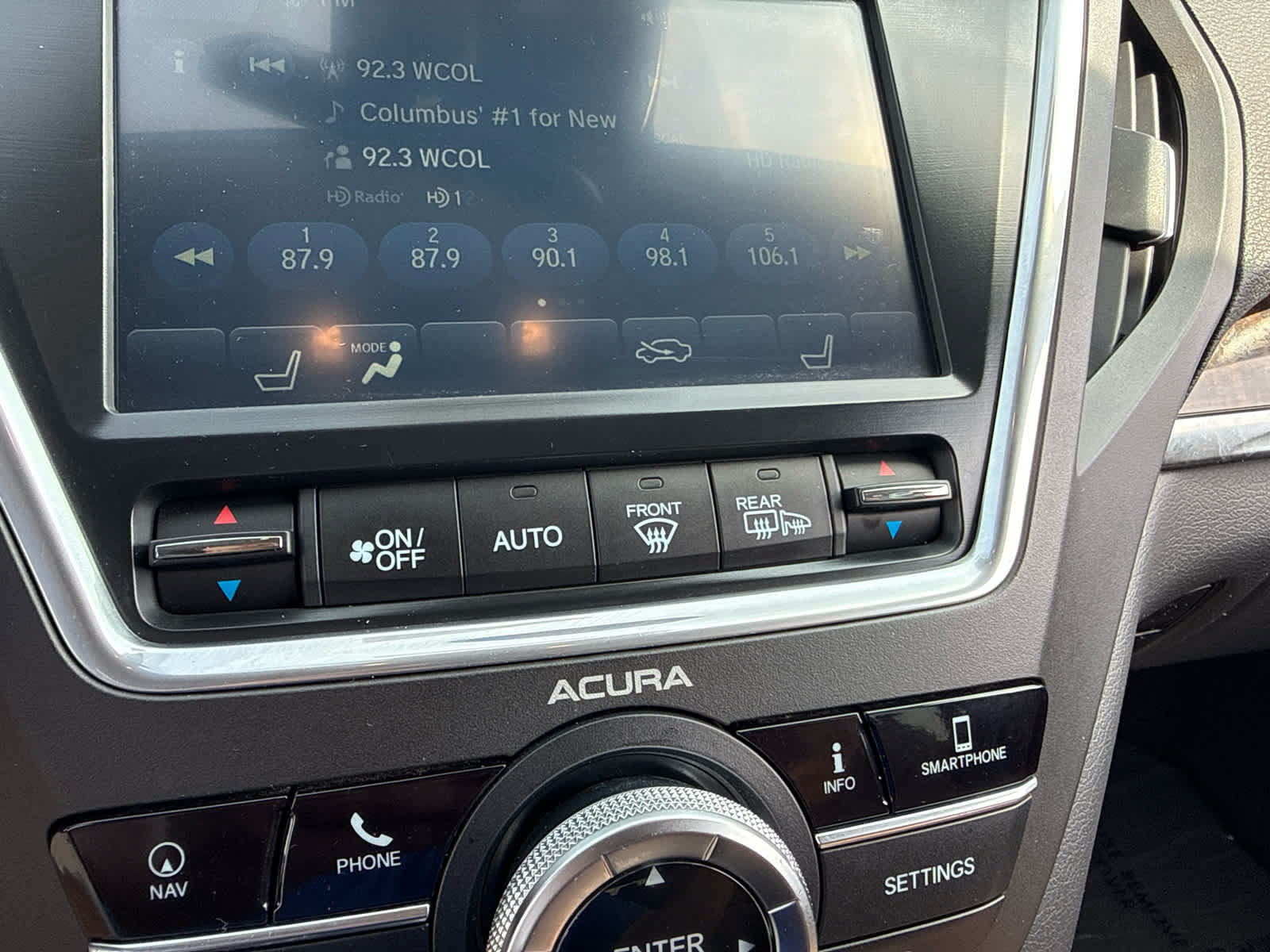 Used 2018 Acura MDX w/ Technology Package AWD/4WD image 18
