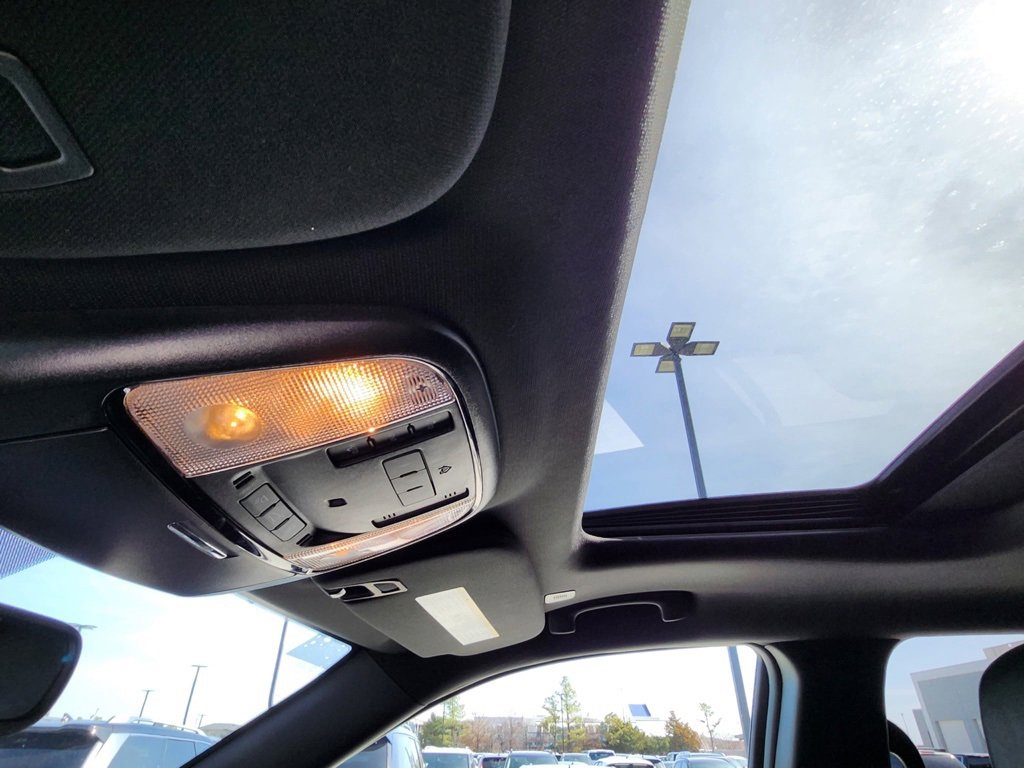 Used 2025 Dodge Durango GT image 12