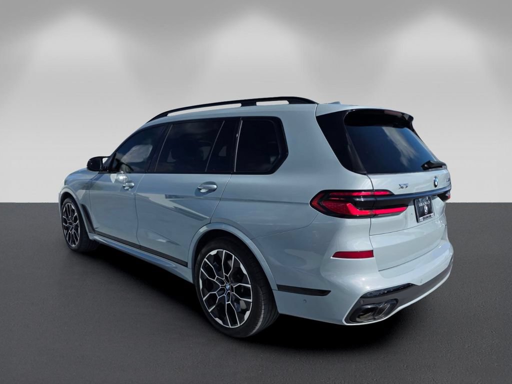 Certified 2025 BMW X7 M60i w/ Climate Comfort Package AWD/4WD image 6