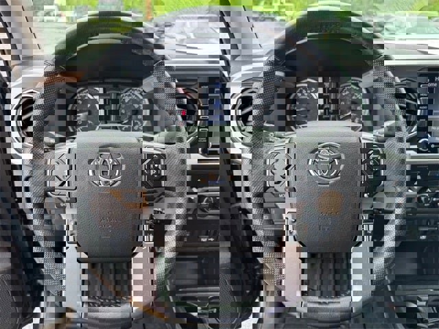 Used 2022 Toyota Tacoma SR5 image 18