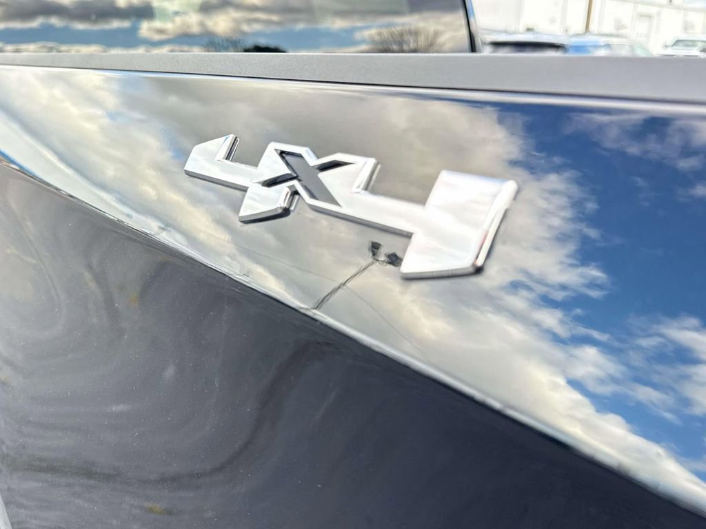 Certified 2025 GMC Sierra 1500 Pro w/ Graphite Edition image 28