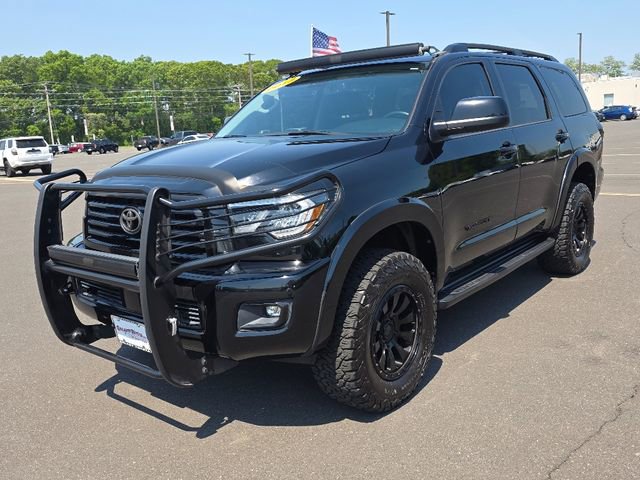 Used 2018 Toyota Sequoia TRD Sport AWD/4WD image 2