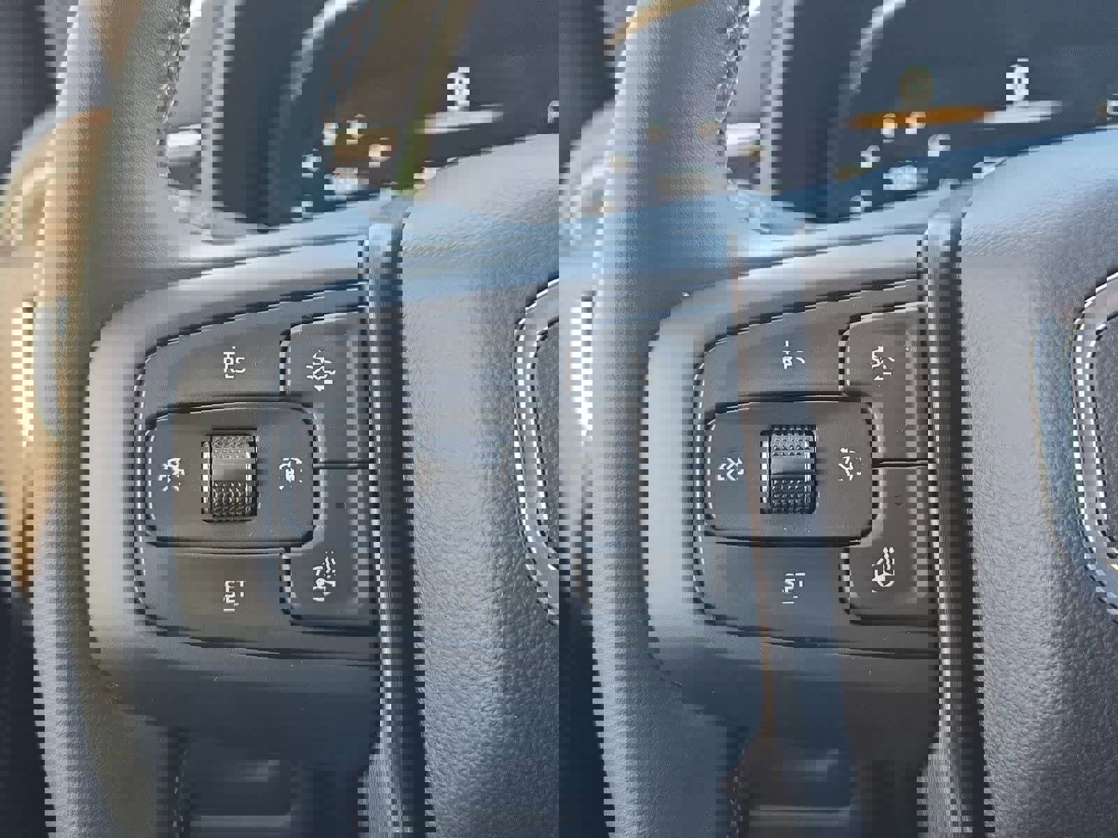 Used 2024 GMC Yukon AT4 image 23