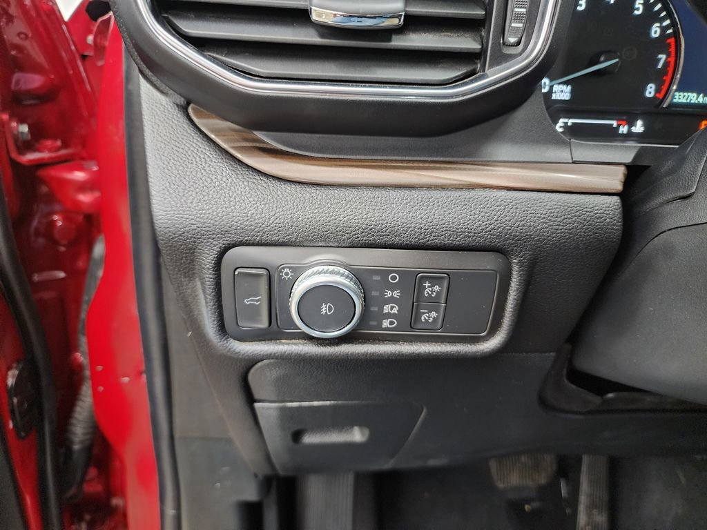 Used 2021 Ford Explorer Limited w/ Equipment Group 301A AWD/4WD image 24