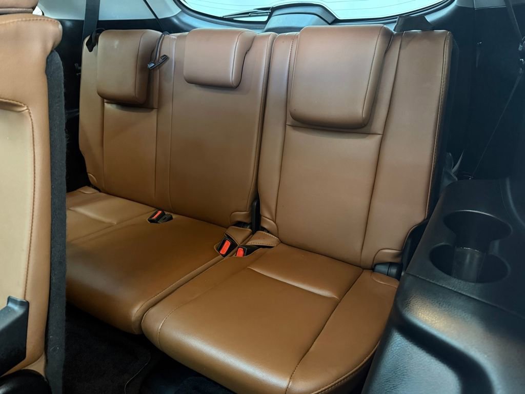 Used 2019 Toyota Highlander Limited Platinum image 18