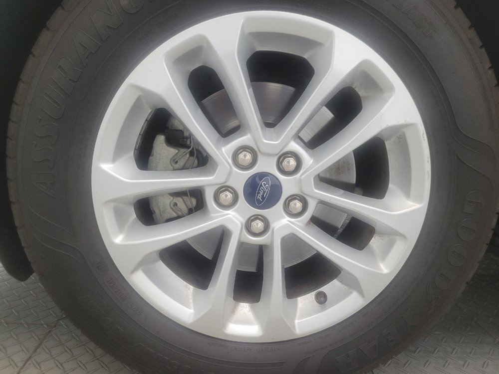 Used 2021 Ford Escape SE FWD image 31