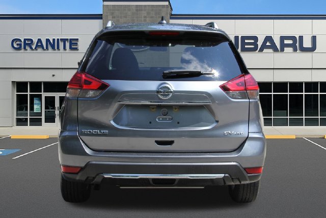 Used 2017 Nissan Rogue SV AWD/4WD image 8