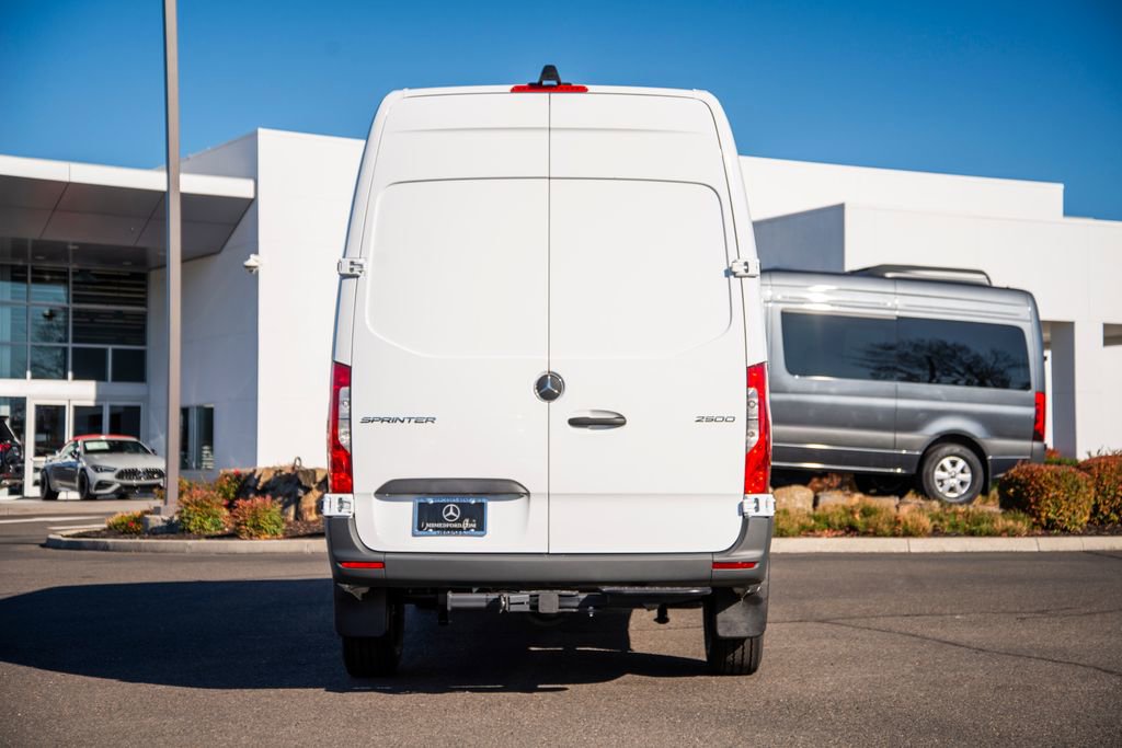 New 2026 Mercedes-Benz Sprinter 2500 image 4