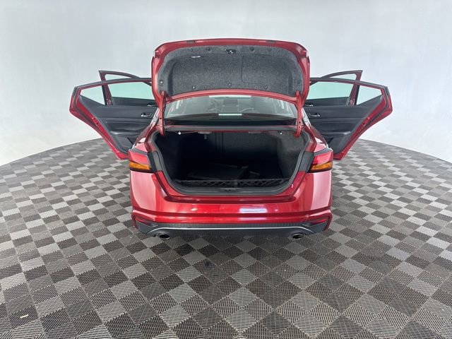 Used 2019 Nissan Altima 2.5 SR w/ SR Premium Package FWD image 15