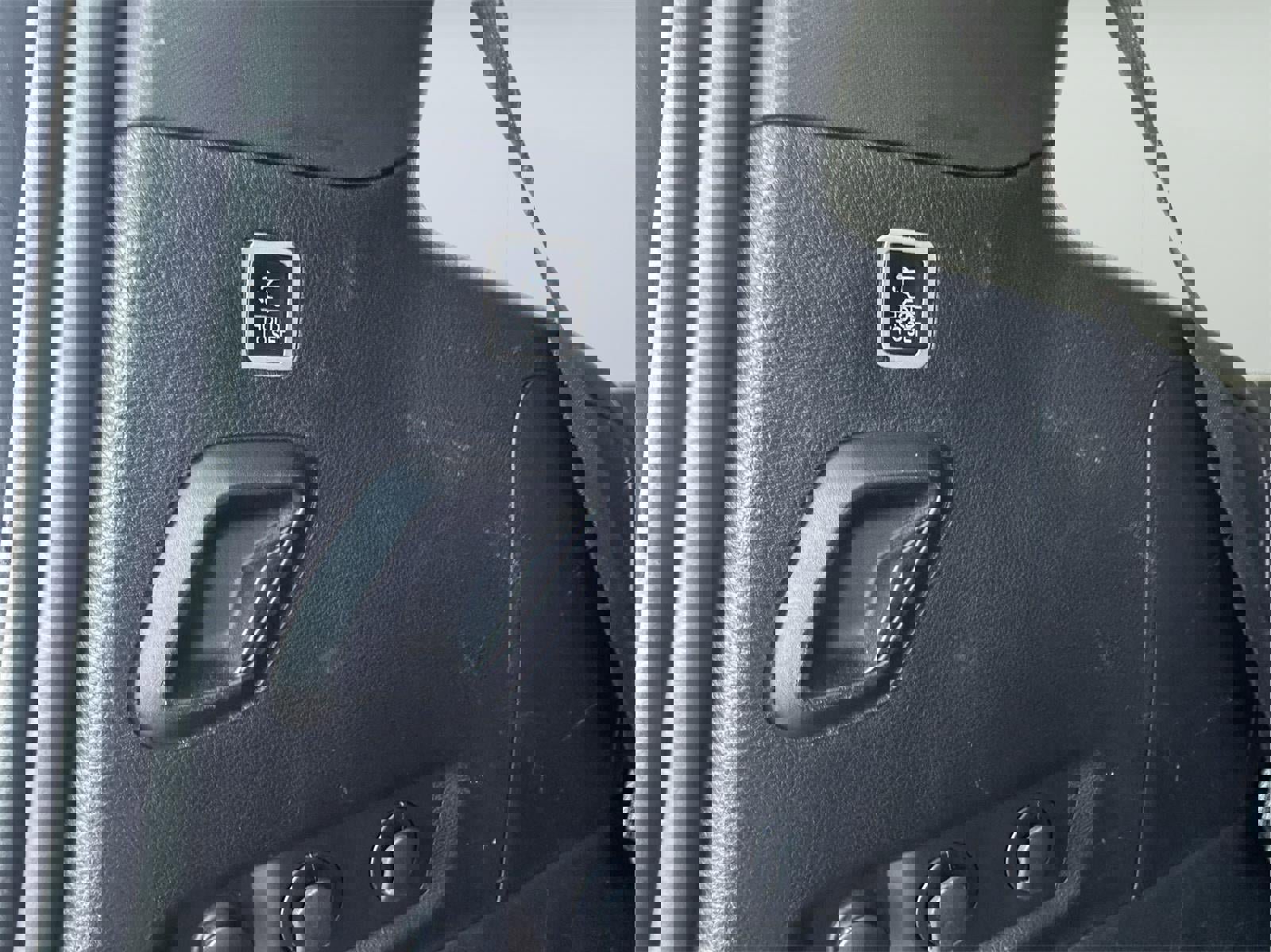 Used 2024 Jeep Wagoneer Series II w/ Flexible Seating Group image 40