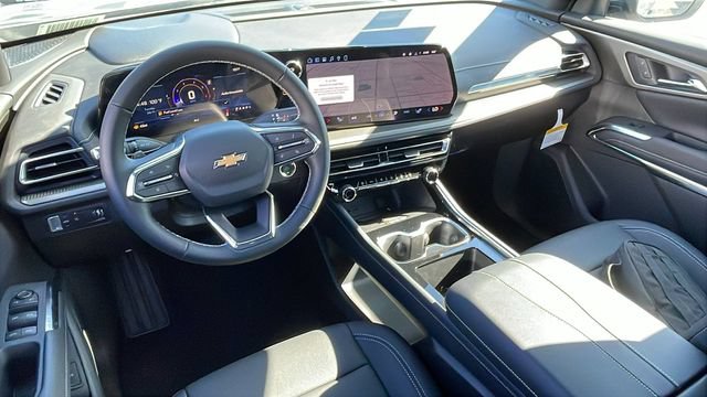 New 2026 Chevrolet Traverse LT w/ LPO, Floor Liner Package FWD image 15