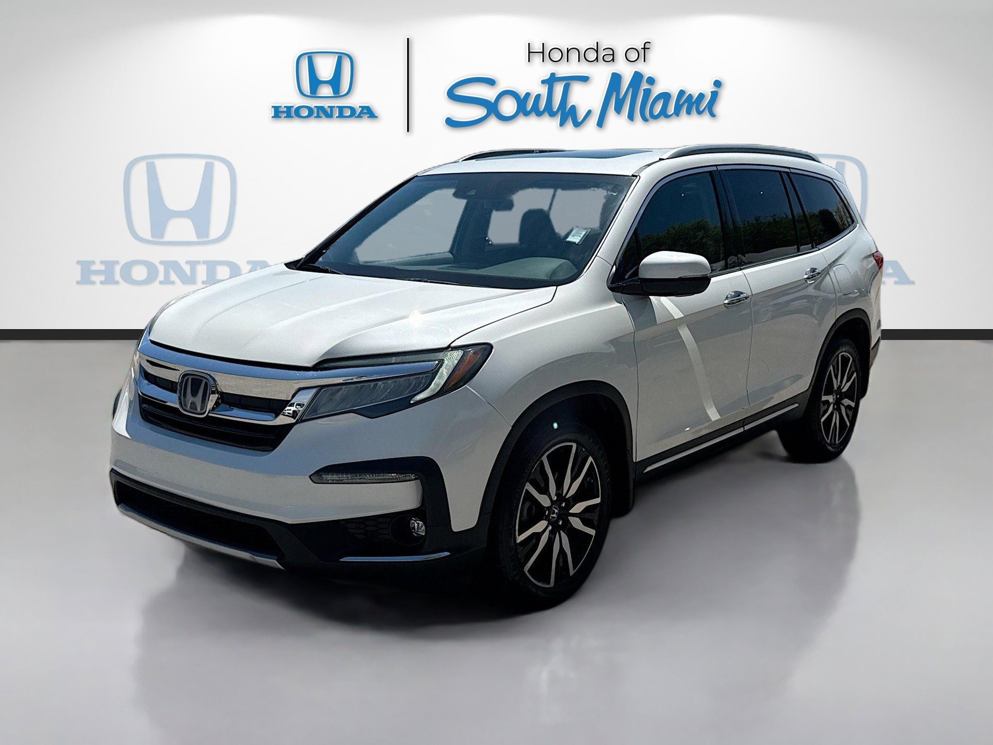 Used 2019 Honda Pilot Elite image 3