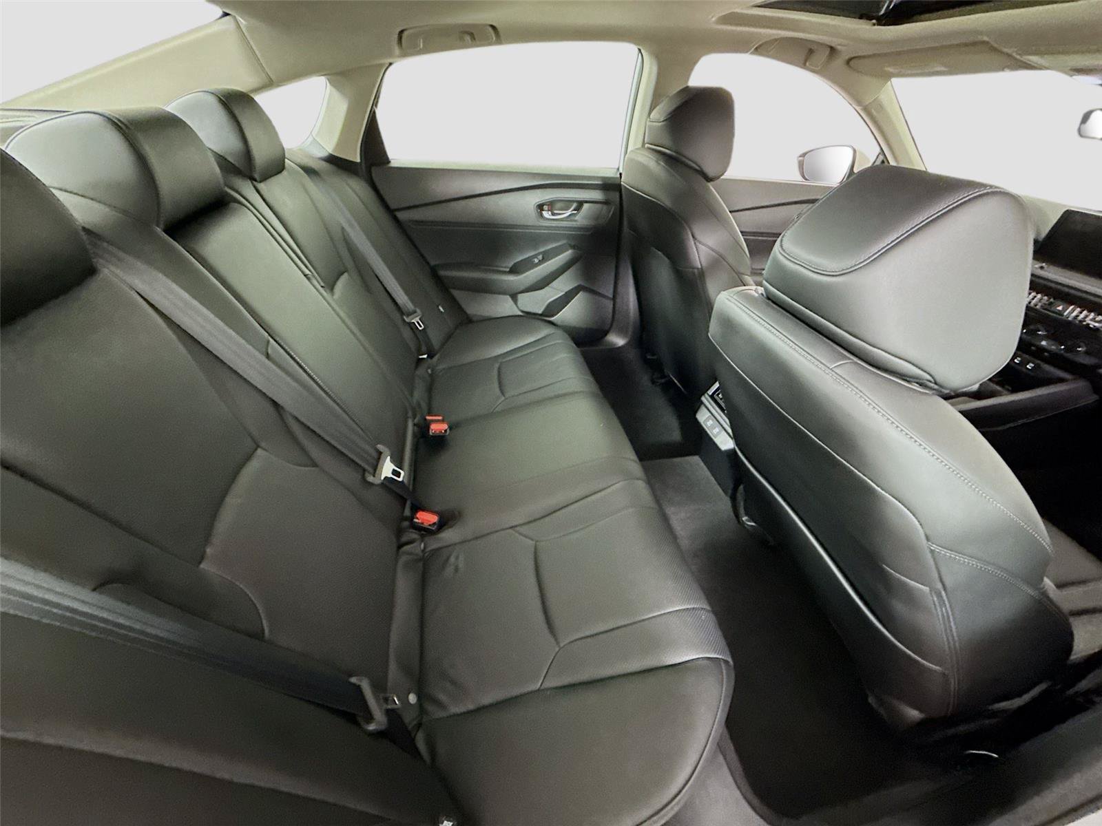 Used 2025 Honda Accord EX-L image 27