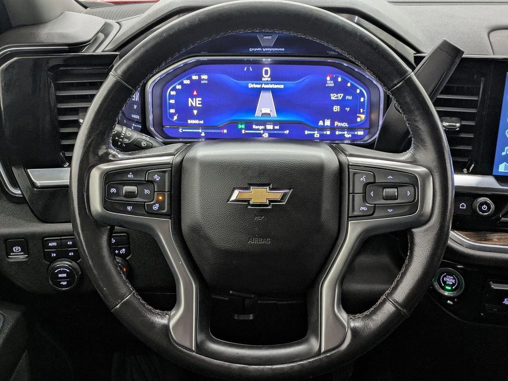 Used 2022 Chevrolet Silverado 1500 LT AWD/4WD image 34