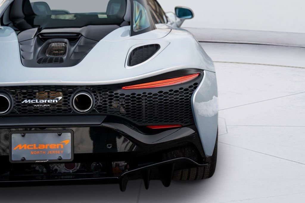 New 2026 McLaren Artura Spider image 35