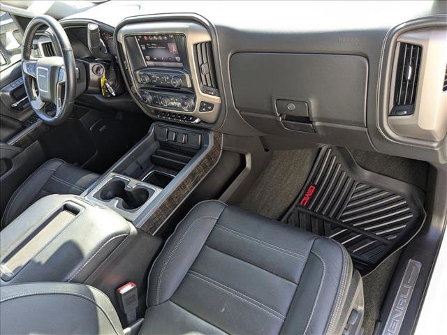 Used 2015 GMC Sierra 3500 Denali w/ Duramax Plus Package image 18