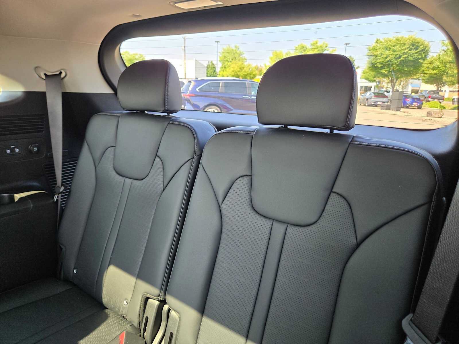 Used 2025 Kia Sorento EX w/ EX Panoramic Sunroof Package AWD/4WD image 19