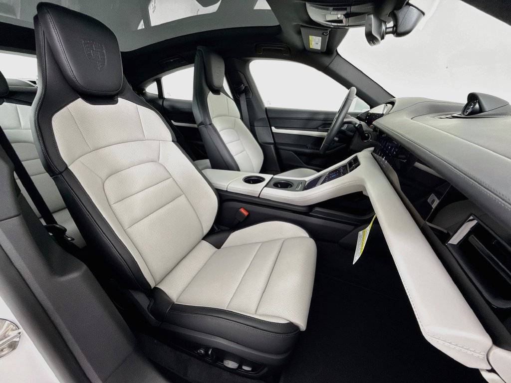 New 2026 Porsche Taycan AWD/4WD image 30