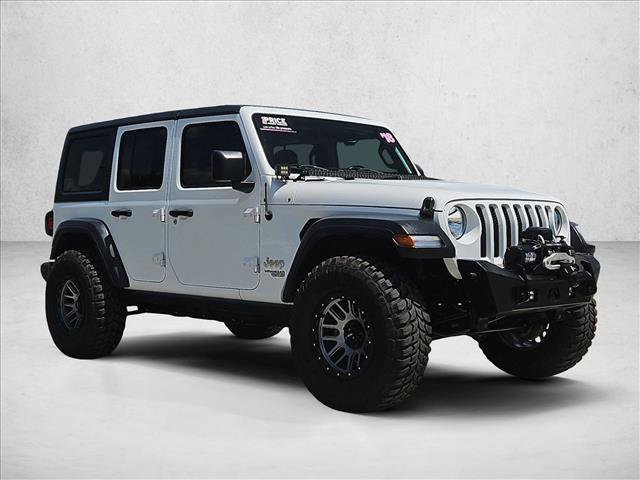Used 2018 Jeep Wrangler Unlimited Sport S AWD/4WD image 3