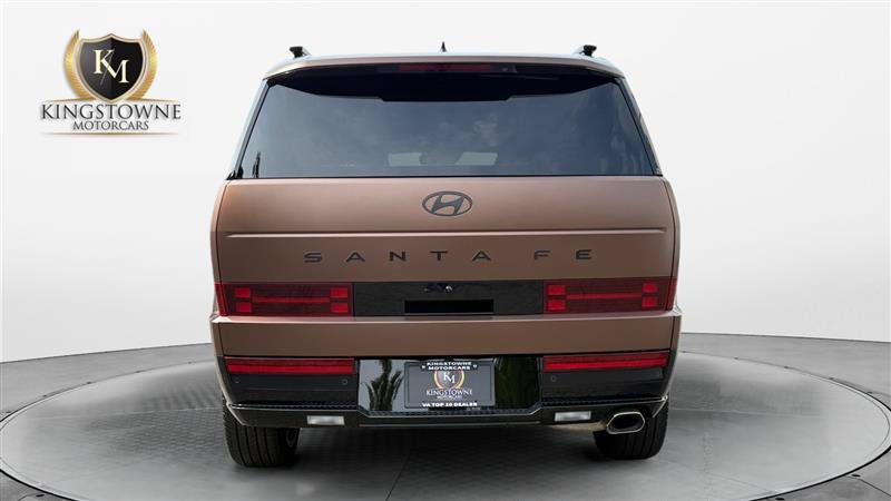Used 2024 Hyundai Santa Fe Calligraphy FWD image 4