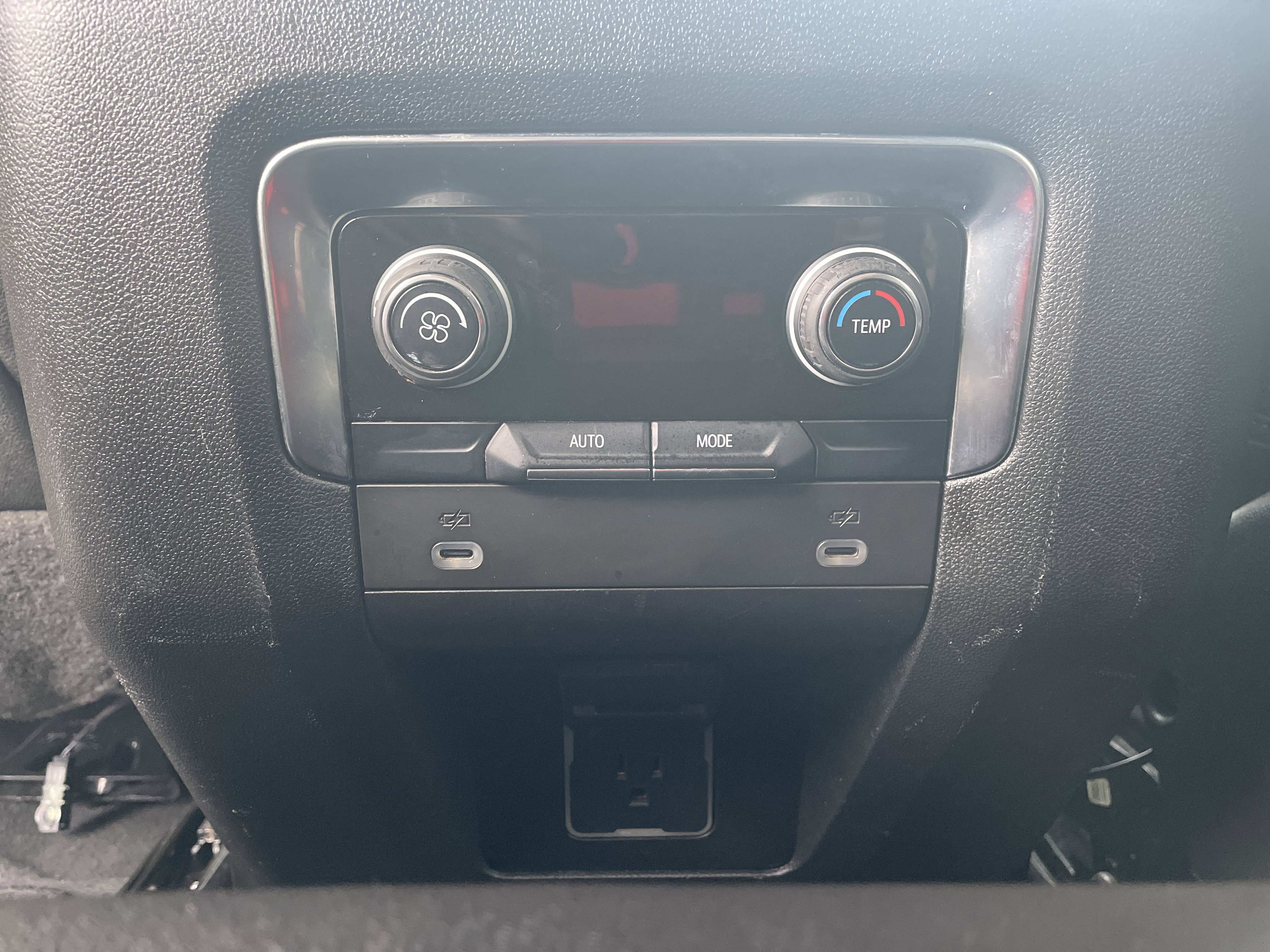 Used 2023 Chevrolet Tahoe LT image 18