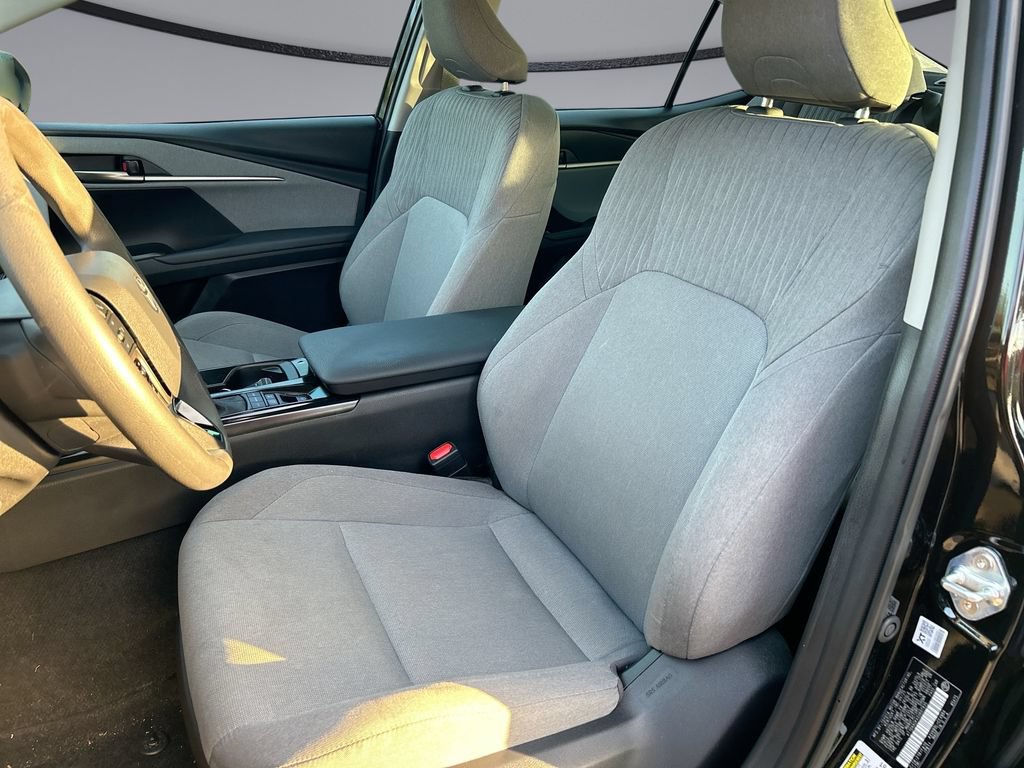 Certified 2025 Toyota Camry LE w/ Convenience Package FWD image 11