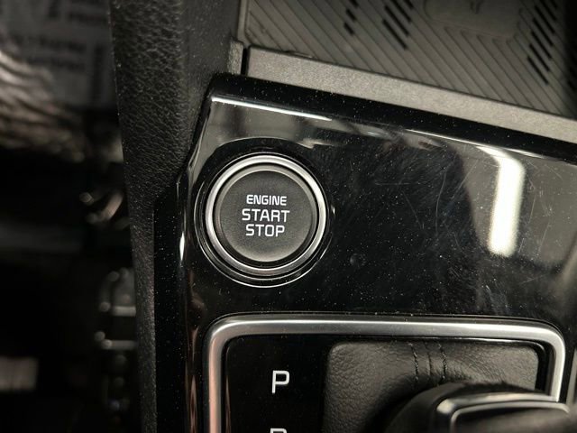 Used 2025 Kia Sportage EX w/ Premium Package image 31
