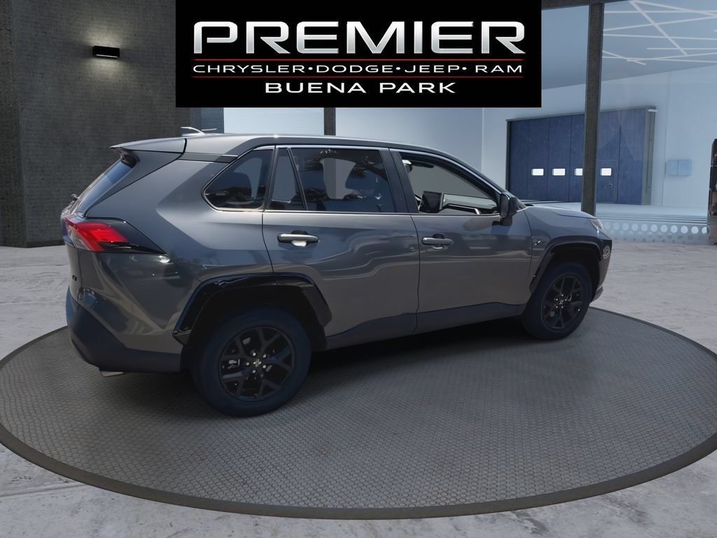 Used 2023 Toyota RAV4 LE FWD image 8