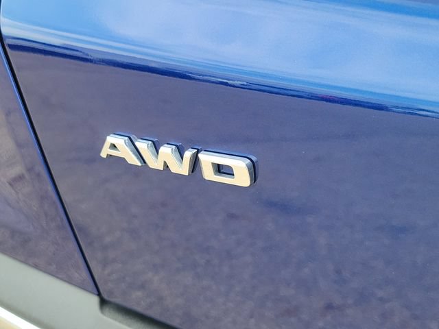 Certified 2024 Cadillac XT5 Luxury w/ LPO, Floor Liner Package AWD/4WD image 34