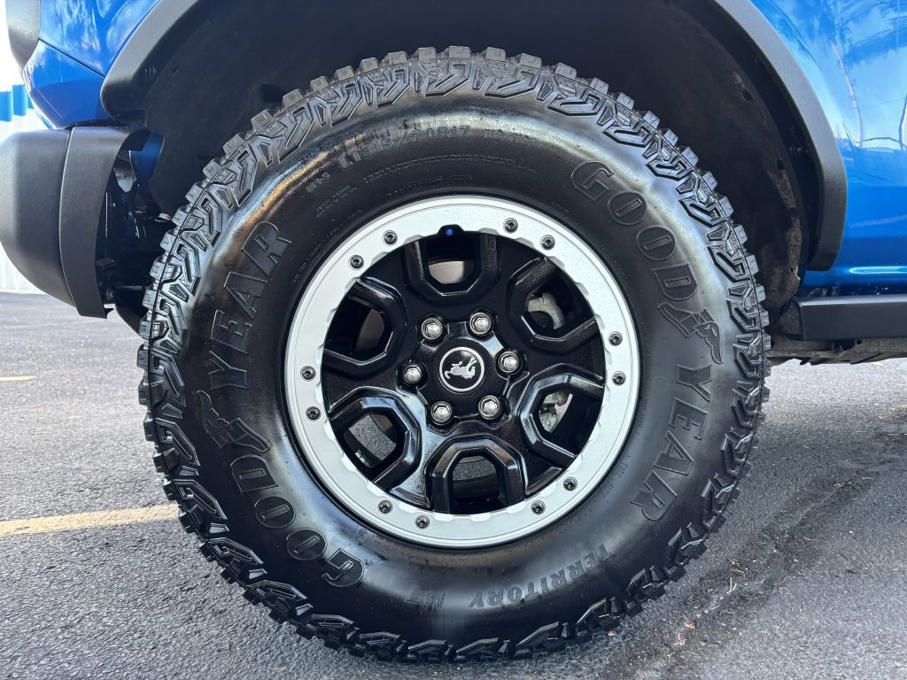 Used 2022 Ford Bronco Black Diamond w/ Sasquatch Package image 36