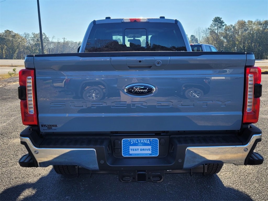 New 2026 Ford F350 Lariat w/ Lariat Premium Package image 9