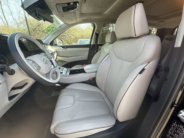 Used 2025 Hyundai Palisade Calligraphy FWD image 11