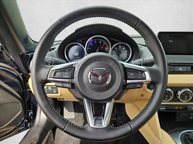Used 2025 MAZDA MX-5 Miata RF Grand Touring image 11