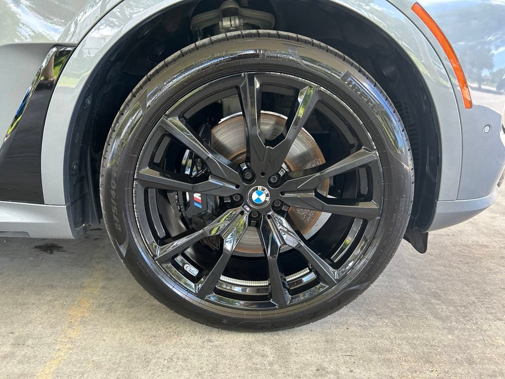 Used 2026 BMW X7 M60i AWD/4WD image 23