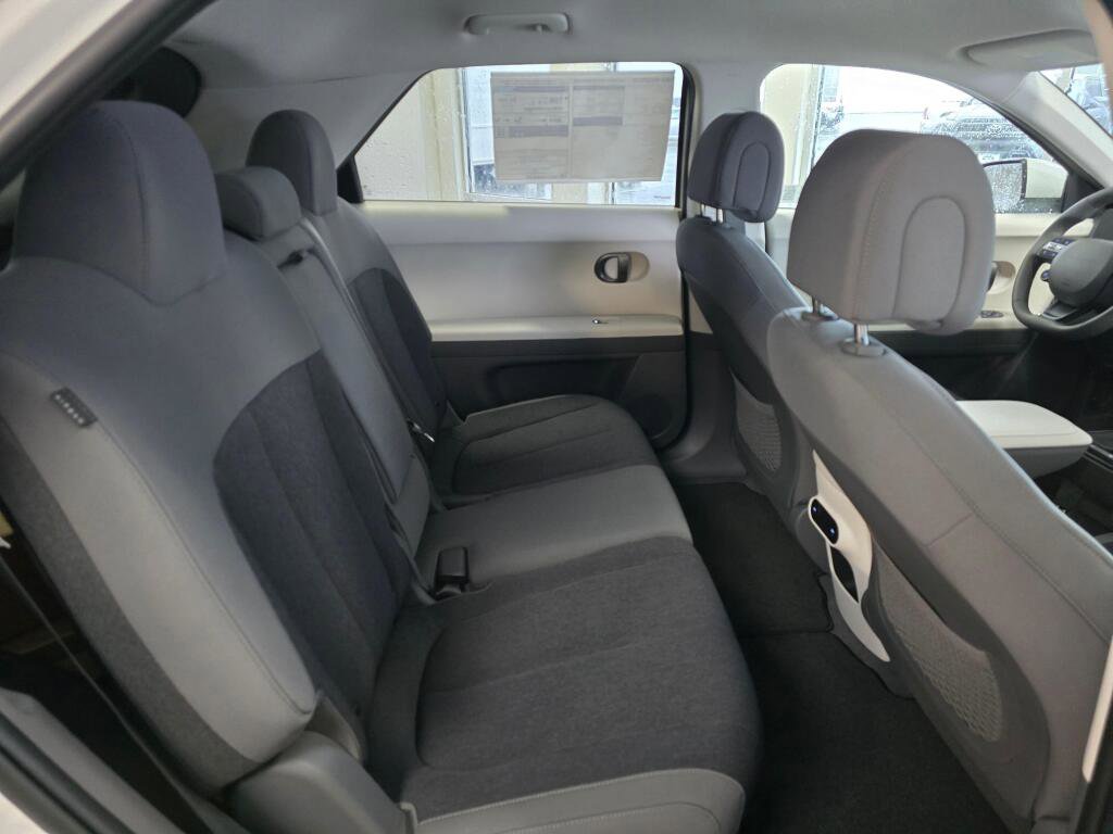 New 2026 Hyundai Ioniq 5 SE image 34