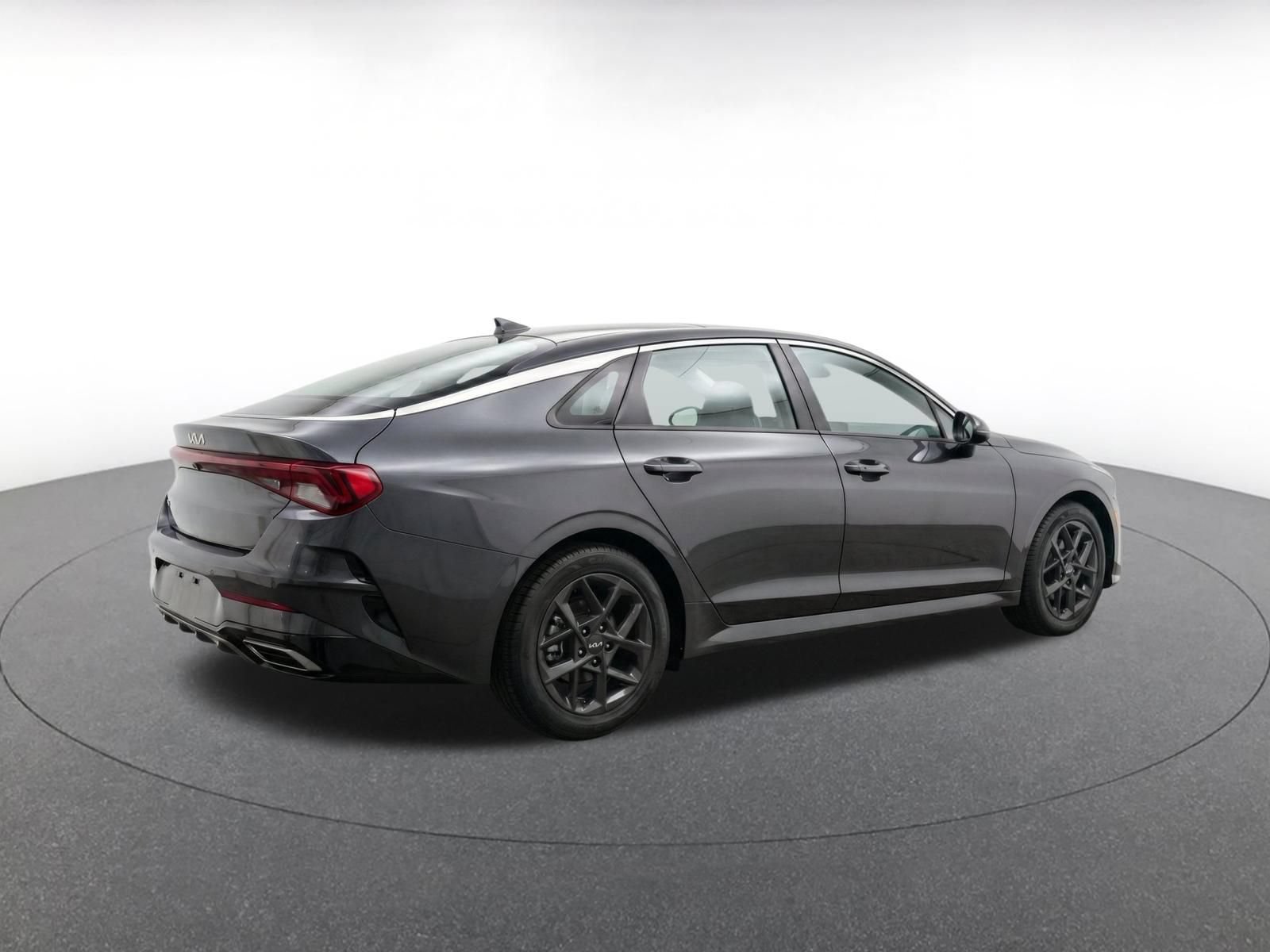 Used 2025 Kia K5 LXS FWD image 9